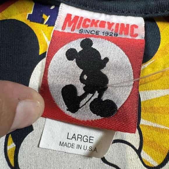 Vintage Disney Shirt Villians RARE Disneyana Convention 1997 Large Halloween - Picture 7 of 13